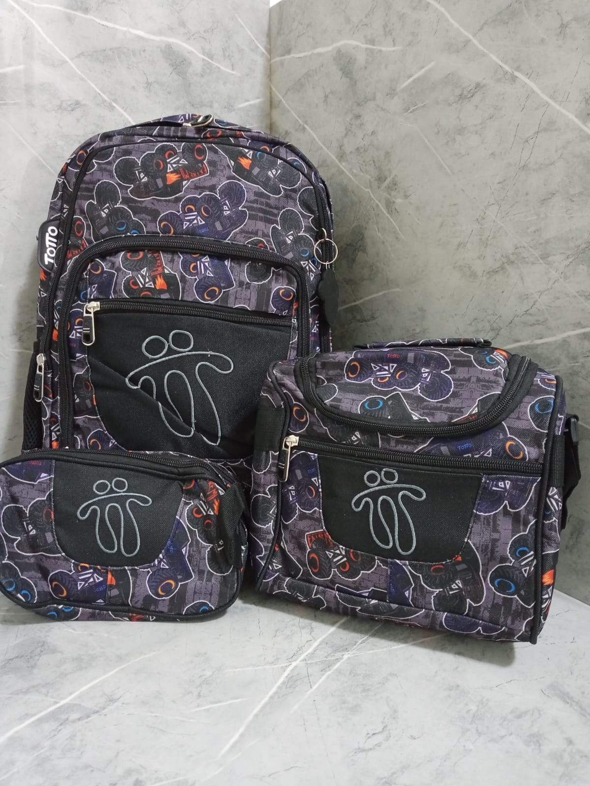 MOCHILA ORIGINAL TOTO